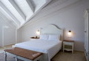 4* The Alley Hotel