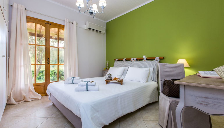 Michalis Apartment by Rentado Vacation