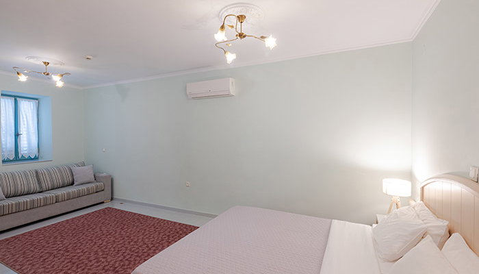 999 Luxury Hotel