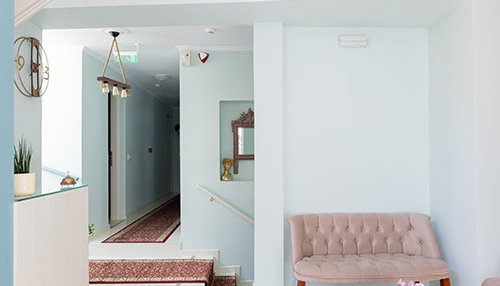 999 Luxury Hotel