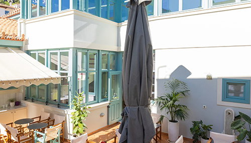 999 Luxury Hotel