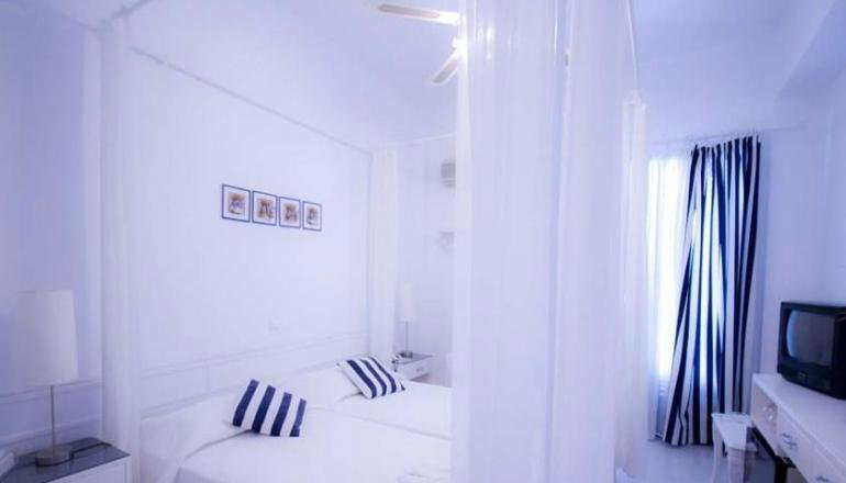 Paradise Art Hotel