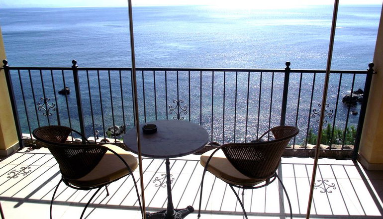 Batelo Hotel