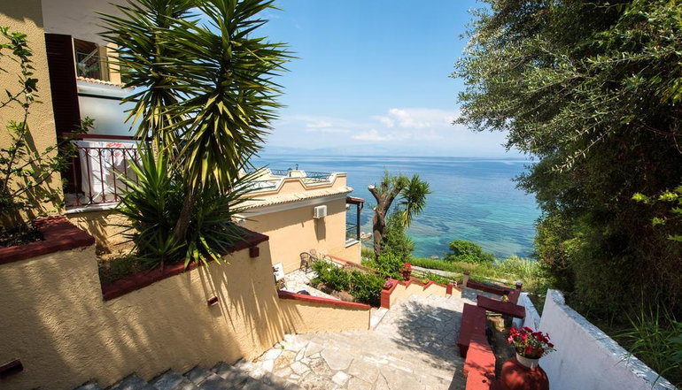 Batelo Hotel