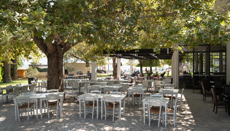 4* Long Beach Resort Hotel - Αίγιο