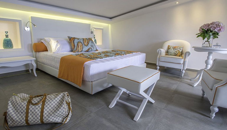 5* Avaton Luxury Beach Resort Relais & Chateaux