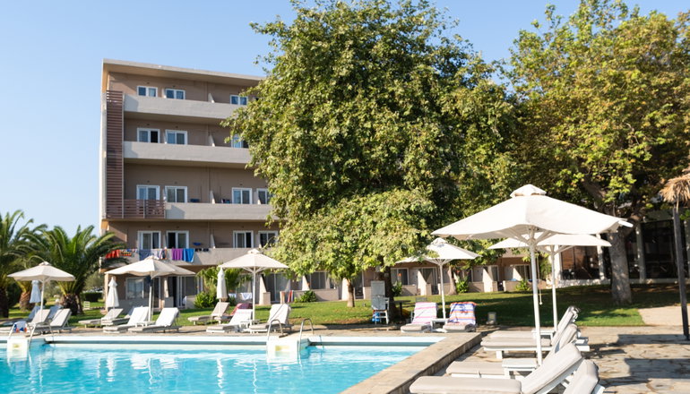 4* Long Beach Resort Hotel - Αίγιο