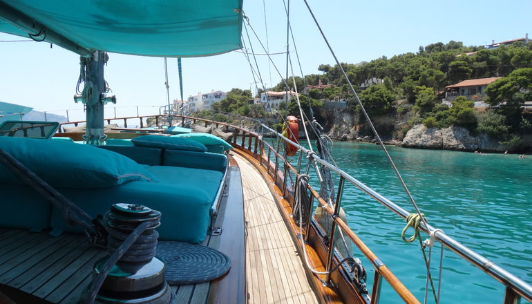 Αγκίστρι, Μονή ή Μετώπη, Αίγινα - Ημερήσια Κρουαζιέρα