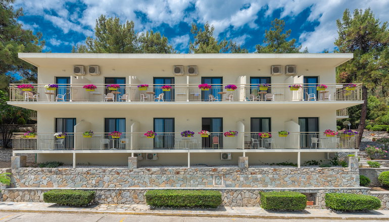 4* Tosca Beach Hotel
