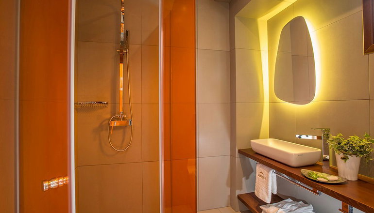 5* Avaton Luxury Beach Resort Relais & Chateaux
