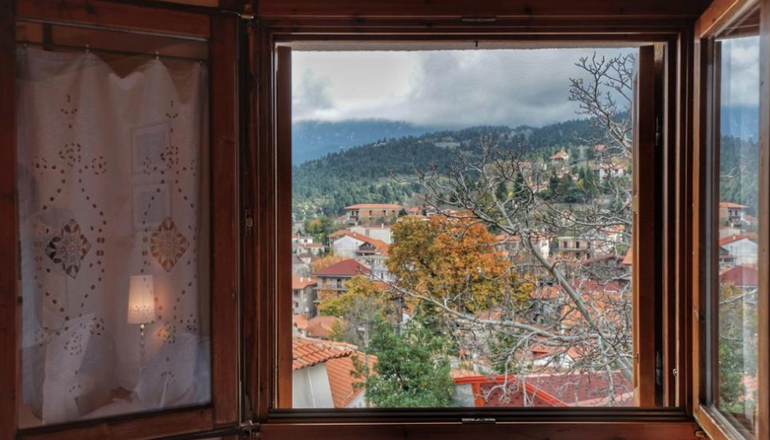 Το Μπαλκόνι της Αγόριανης