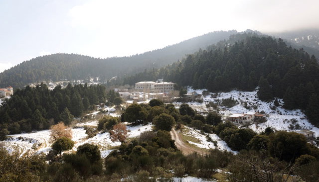 Ξενώνας Ζαχαράκης