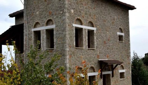 Τρικάλων Μούσες Art Suites - Τρίκαλα Κορινθίας