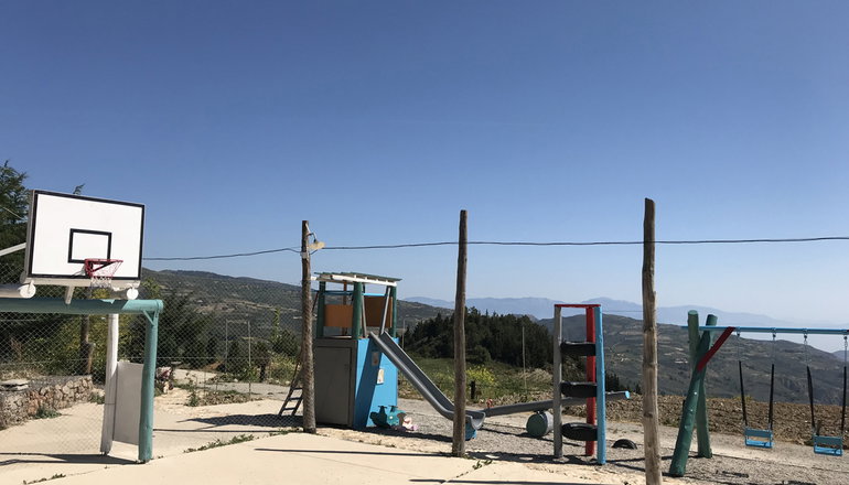 Υάδες Mountain Resort