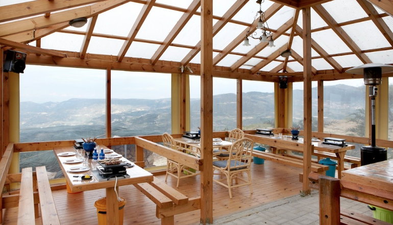 Υάδες Mountain Resort