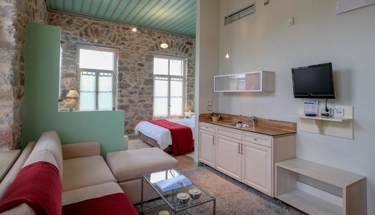 4* Ξενώνας Κυριακή & Αμφίκλεια Suites - Αμφίκλεια, Παρνασσός