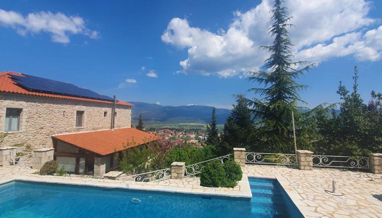 4* Ξενώνας Κυριακή & Αμφίκλεια Suites - Αμφίκλεια, Παρνασσός