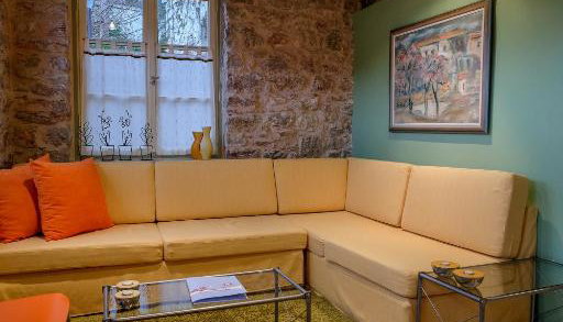 4* Ξενώνας Κυριακή & Αμφίκλεια Suites - Αμφίκλεια, Παρνασσός