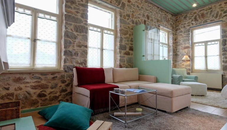 4* Ξενώνας Κυριακή & Αμφίκλεια Suites - Αμφίκλεια, Παρνασσός