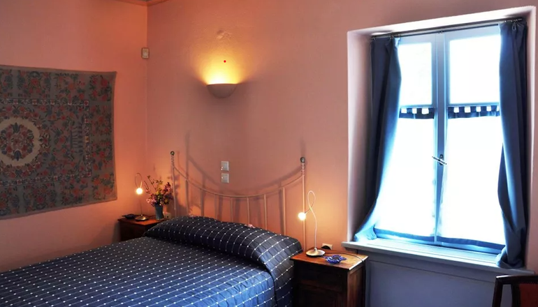 4* Ξενώνας Κυριακή & Αμφίκλεια Suites - Αμφίκλεια, Παρνασσός