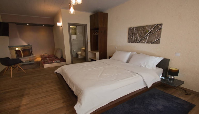 Livadi Suites