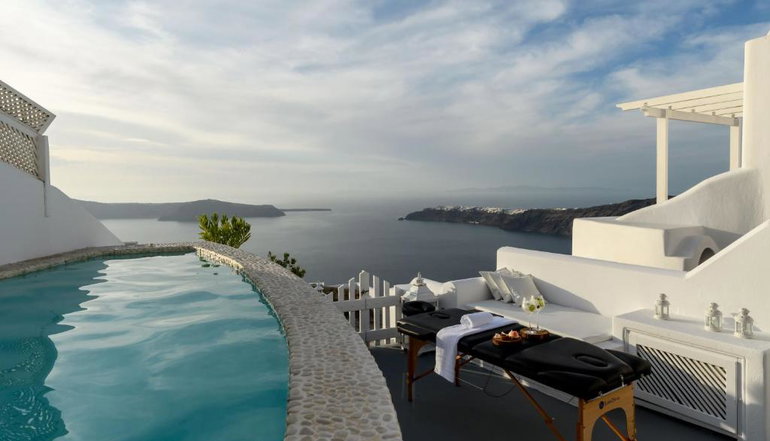 Above Blue Suites - Ημεροβίγλι, Σαντορίνη