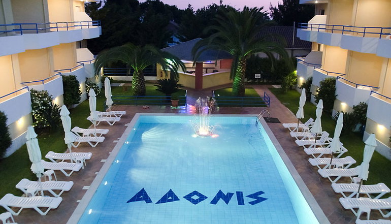 Adonis Hotel & Apartments