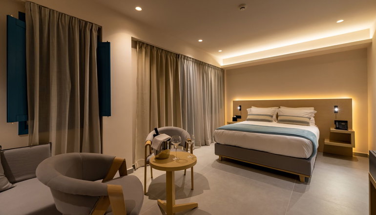5* Aeifos Boutique Hotel