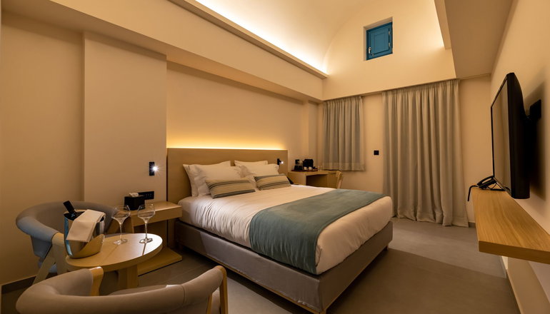 5* Aeifos Boutique Hotel