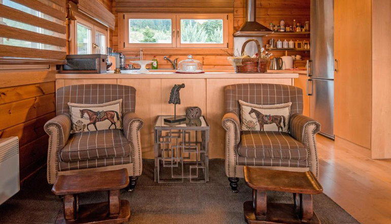 Aelia Parnassus Chalet
