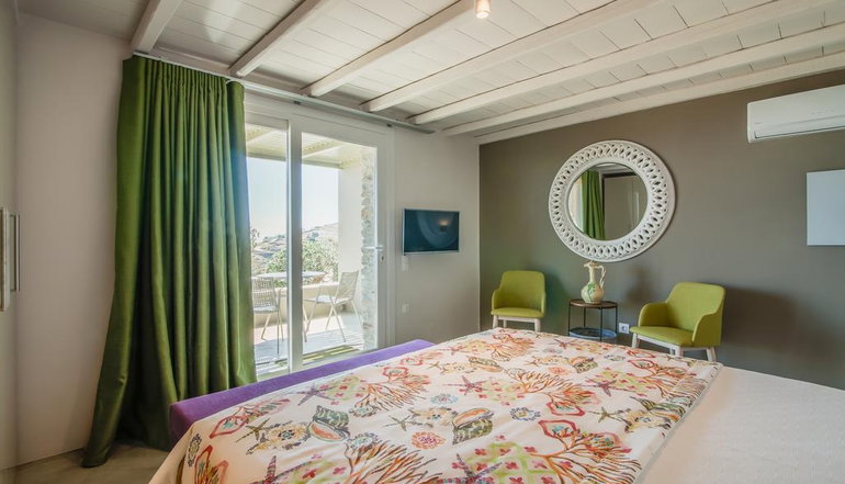 4* Aeolis Tinos Suites