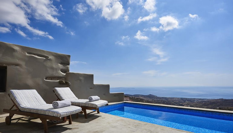 4* Aeolis Tinos Suites