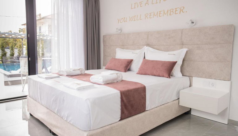 Aeonian Luxury Suites