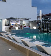 Aeonian Luxury Suites