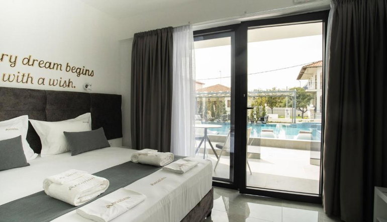 Aeonian Luxury Suites