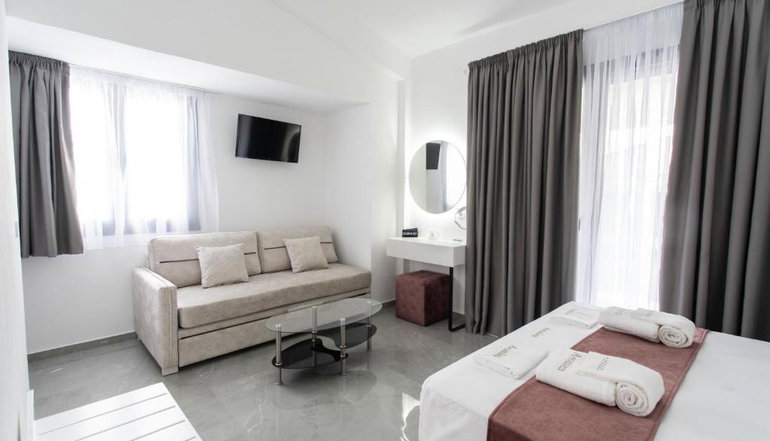 Aeonian Luxury Suites