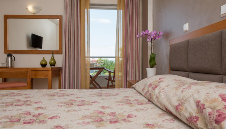 Aethria Hotel