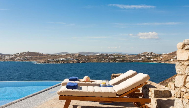 5* AGL Luxury Villas
