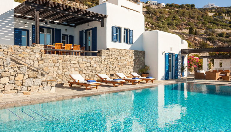 5* AGL Luxury Villas