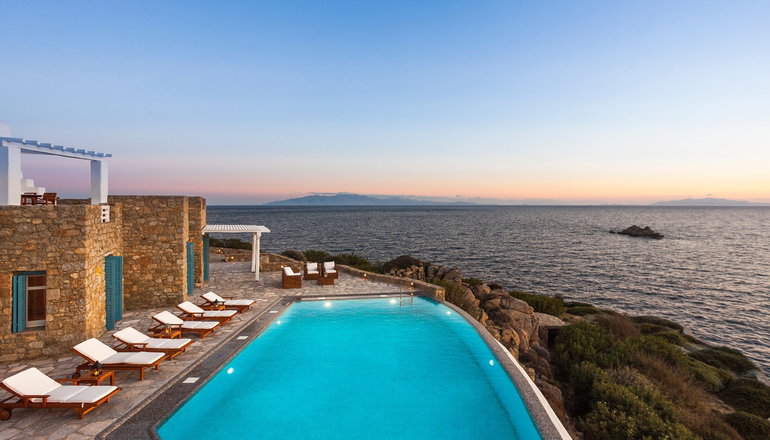 5* AGL Luxury Villas