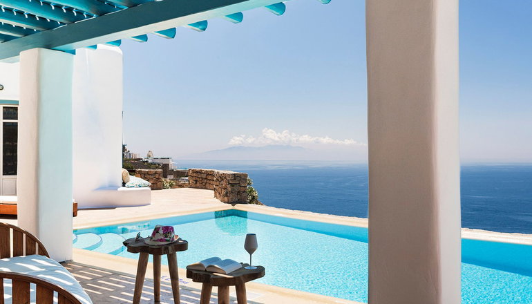 5* AGL Luxury Villas