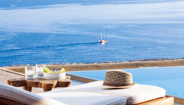 5* AGL Luxury Villas
