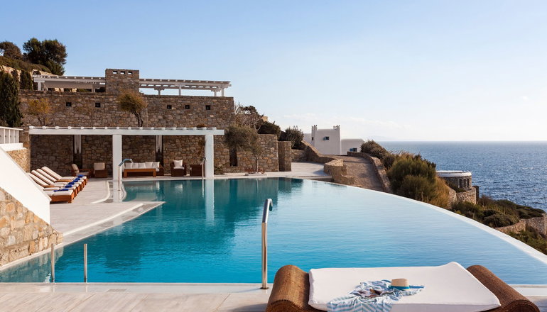 5* AGL Luxury Villas