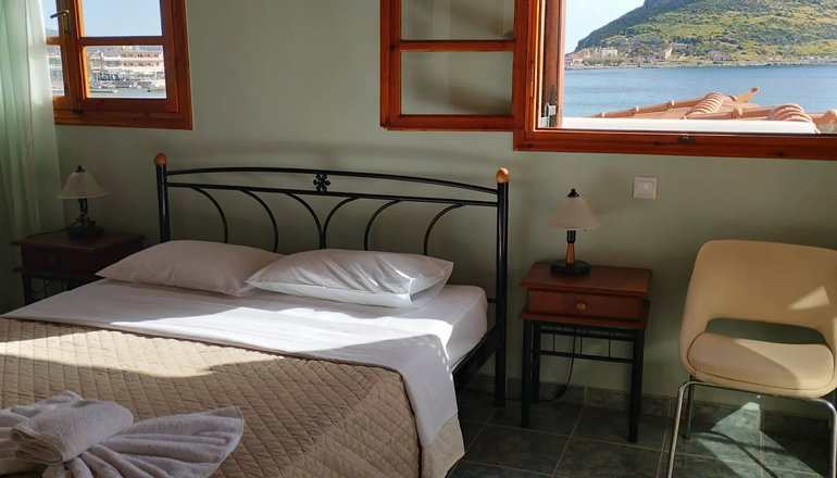 Agnantio Monemvasia