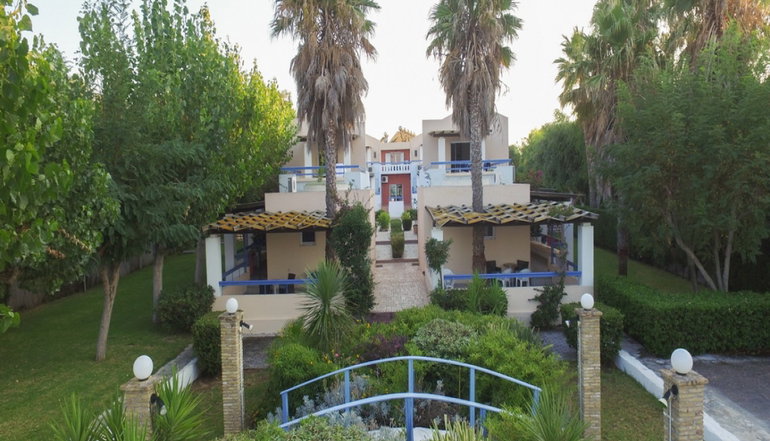 Aithrio Hotel