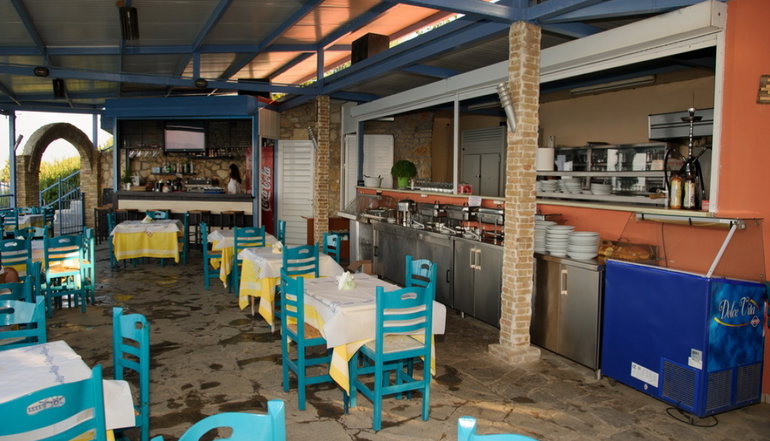 Aithrio Hotel
