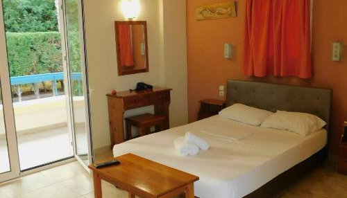 Aithrio Hotel