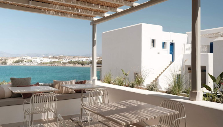 Akria Seaside Suites - Νάουσα, Πάρος