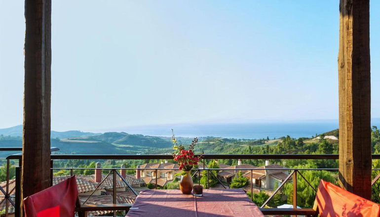 Akritas Ef Zin Villas & Suites