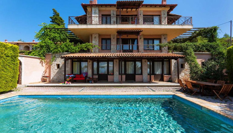 Akritas Ef Zin Villas & Suites